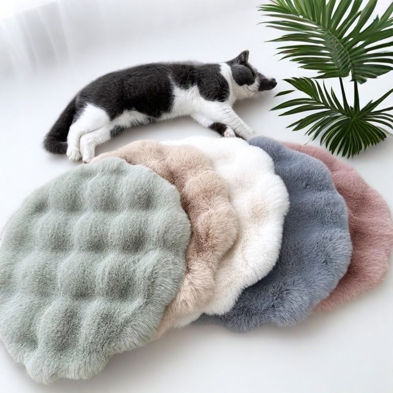 Warm Sleep Round Plush Pet Pad